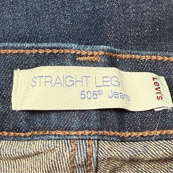 LEVI'S 505 Straight Leg Mid Rise Back Flap Whiskered Jeans WOMEN'S Size 8S EUC - Picture 9 of 12